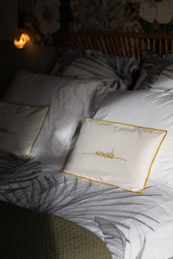Villa "L'Emeraude - Maison D'Hotes - Jardin Et Parking Prives - ヴァルボンヌ エクステリア 写真